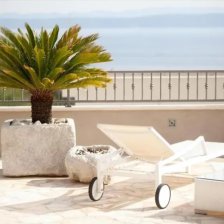 Holiday home Rita Mit Blick Auf Wasser *
